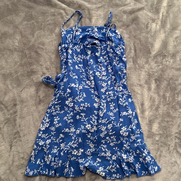 blue and white dress with a wrap-around waist - Picture 3 of 3